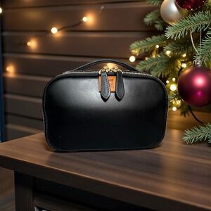 Kings Loot Black Leather Toiletry or Tech Bag